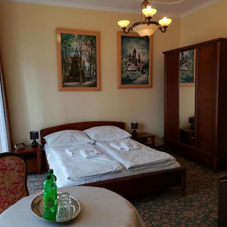 Victoria Cechini Hotel Krynica-Zdrój Kültér fotó