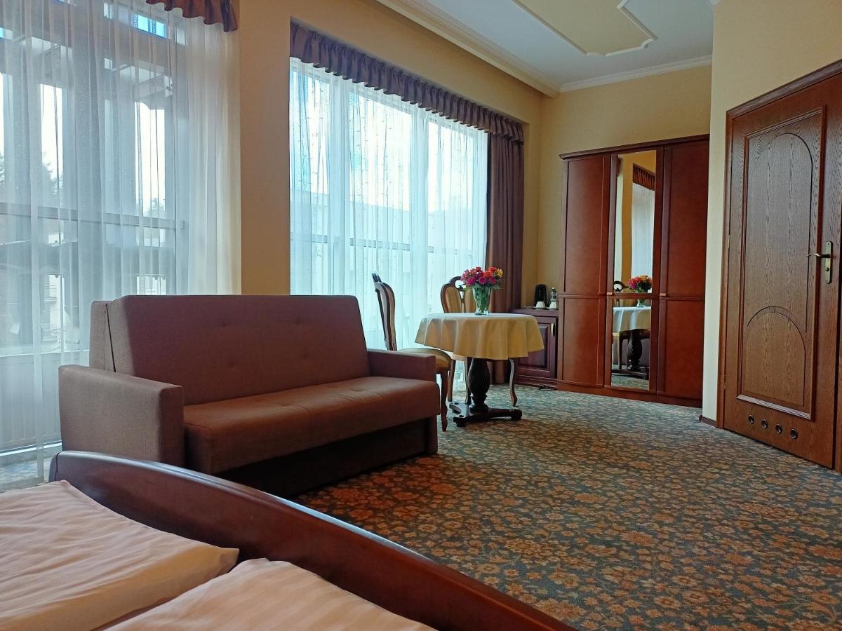 Victoria Cechini Hotel Krynica-Zdrój Kültér fotó