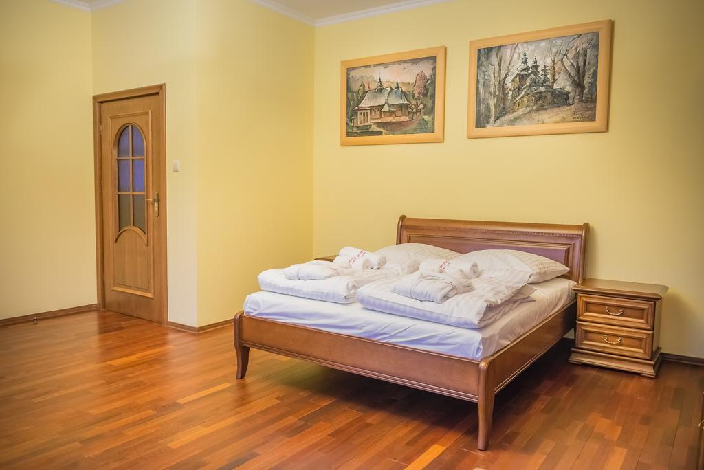 Victoria Cechini Hotel Krynica-Zdrój Szoba fotó