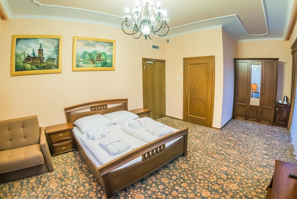 Victoria Cechini Hotel Krynica-Zdrój Szoba fotó