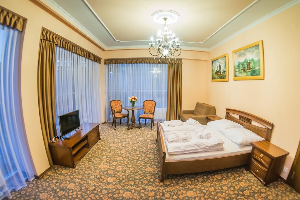 Victoria Cechini Hotel Krynica-Zdrój Szoba fotó