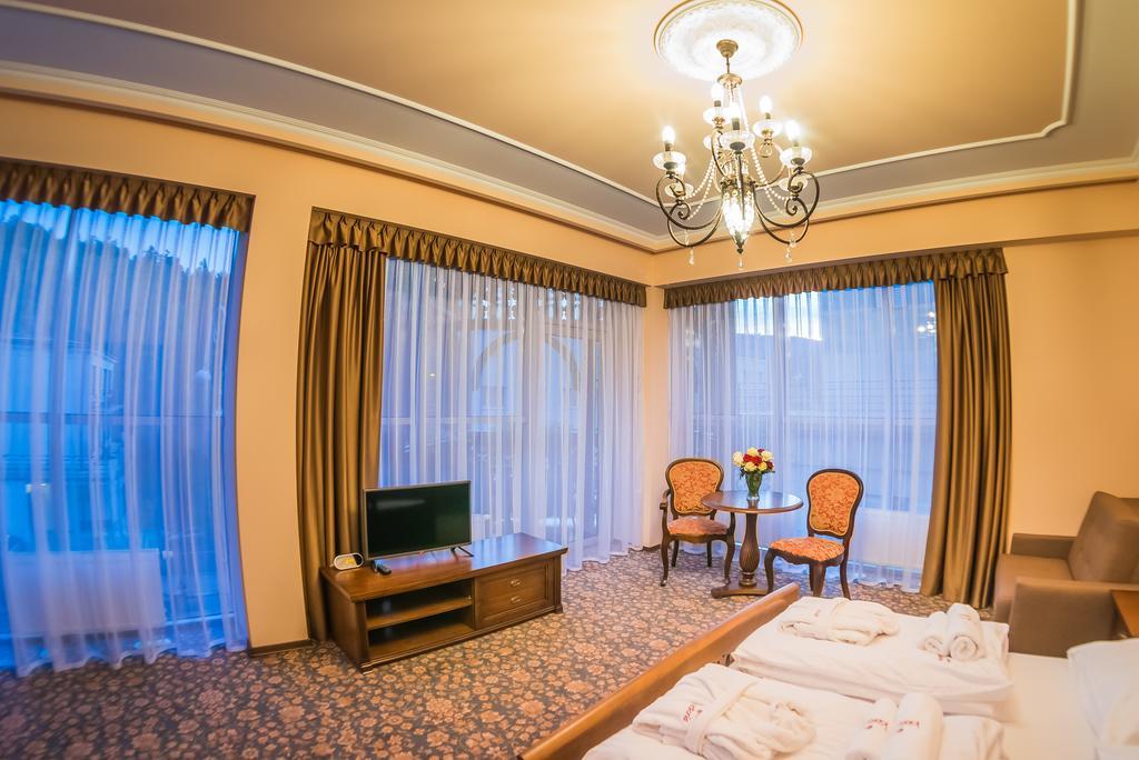 Victoria Cechini Hotel Krynica-Zdrój Szoba fotó