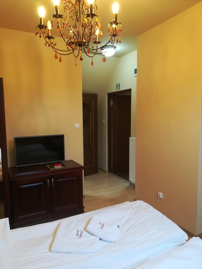 Victoria Cechini Hotel Krynica-Zdrój Kültér fotó